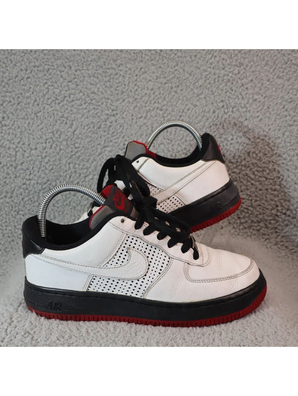 Nike Air Force One Low 5.5Y White Varsity Red 320335-111